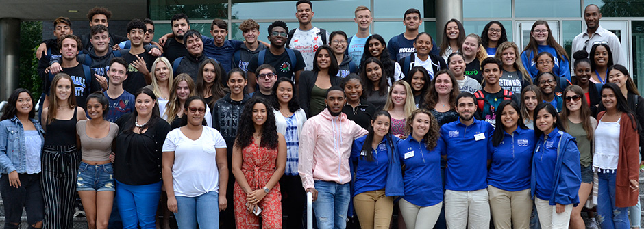 Gen1 Program students standing in front of Jubilee Hall.