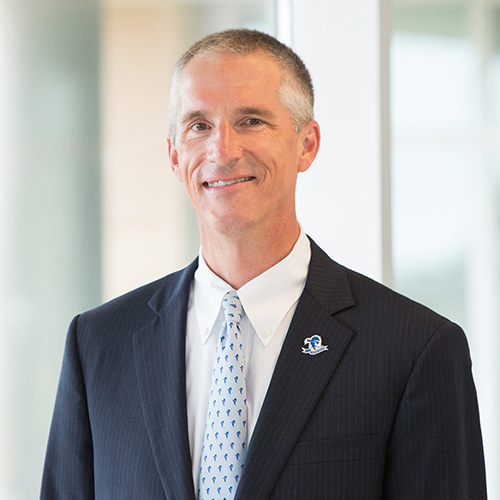 Headshot of Matthew Borowick ’89/M.B.A. ’94