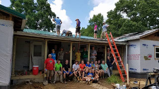 Students building houses in West Virginia