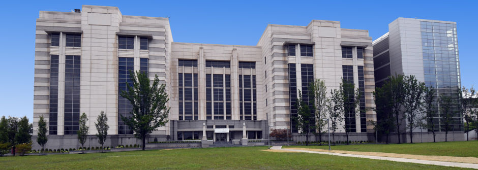 School of Medicine exterior 