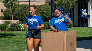 Students Assisting at Move-In Day